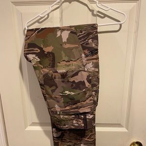 Lightweight under armor hunting pants